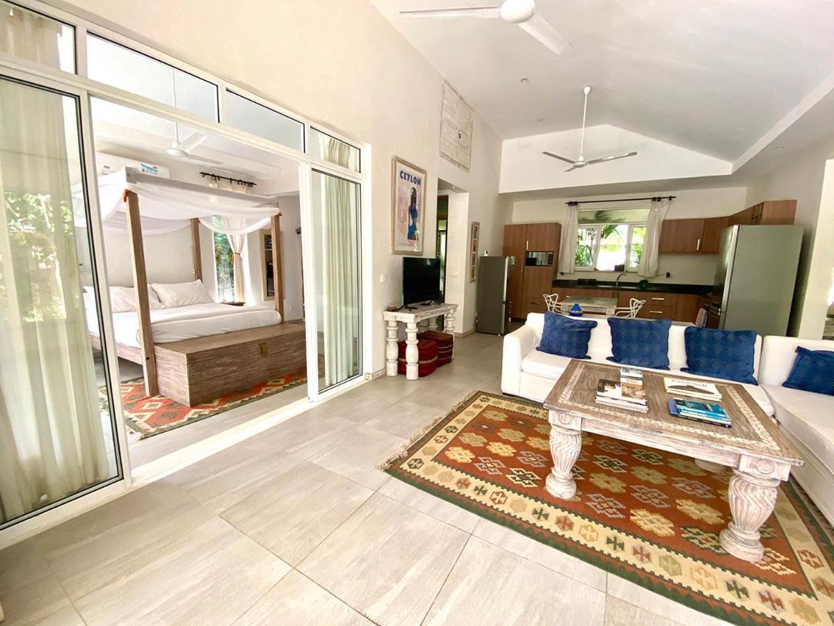 Saffron Villas Playa de Diani Exterior foto